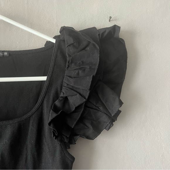 Zara Black Ribbed Ruffle Sleeve Bodysuit Size Small - Picture 2 of 7